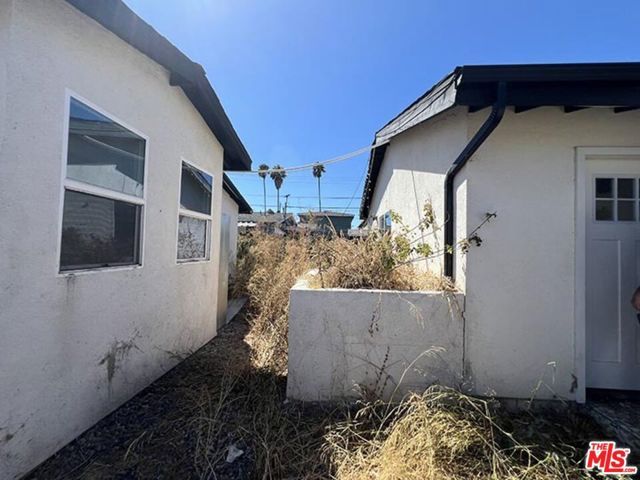 433 W 94th Street, Los Angeles, CA 90003