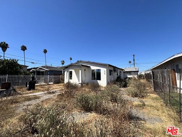 433 W 94th Street, Los Angeles, CA 90003