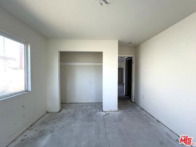 433 W 94th Street, Los Angeles, CA 90003