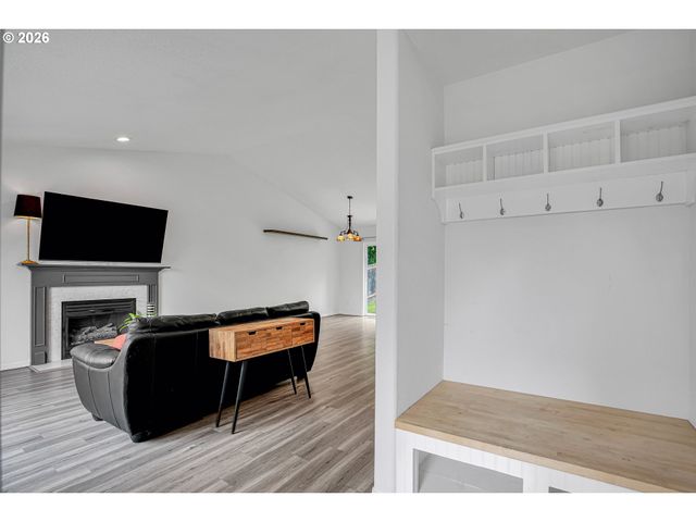 16610 Se HAROLD Ave, Milwaukie, OR 97267