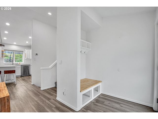 16610 Se HAROLD Ave, Milwaukie, OR 97267
