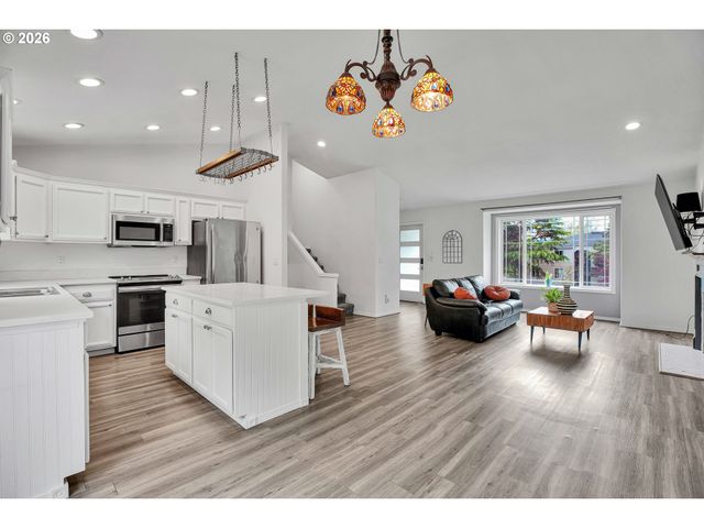 16610 Se HAROLD Ave, Milwaukie, OR 97267