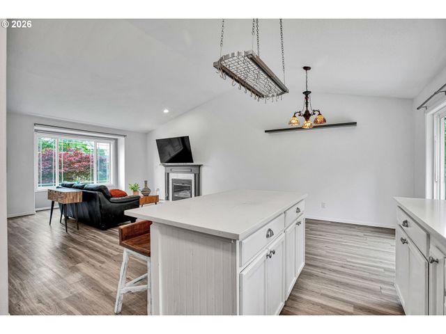 16610 Se HAROLD Ave, Milwaukie, OR 97267