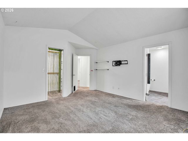 16610 Se HAROLD Ave, Milwaukie, OR 97267