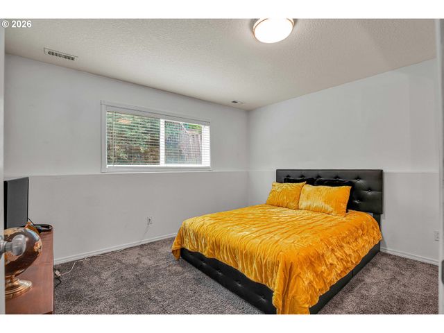 16610 Se HAROLD Ave, Milwaukie, OR 97267