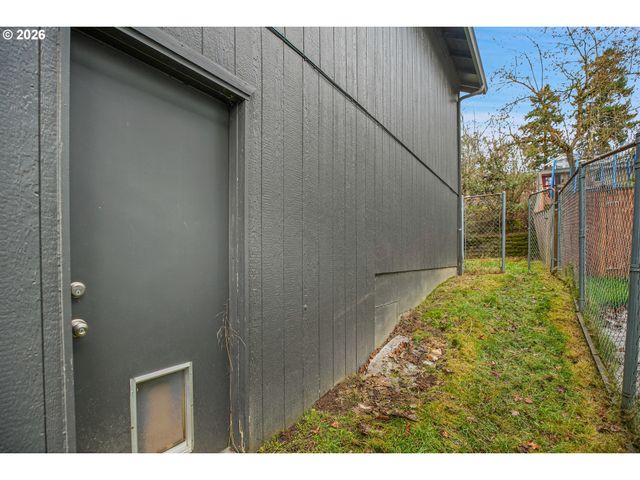 16610 Se HAROLD Ave, Milwaukie, OR 97267