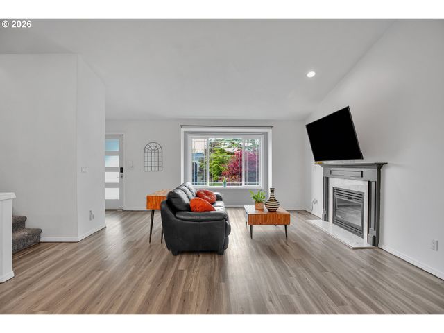 16610 Se HAROLD Ave, Milwaukie, OR 97267