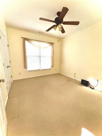 1883 Brackendale Road, Kennesaw, GA 30152