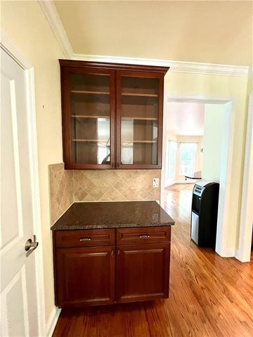 1883 Brackendale Road, Kennesaw, GA 30152