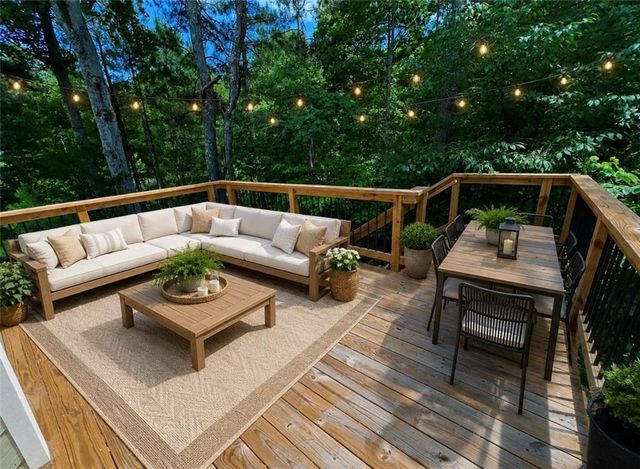 1883 Brackendale Road, Kennesaw, GA 30152