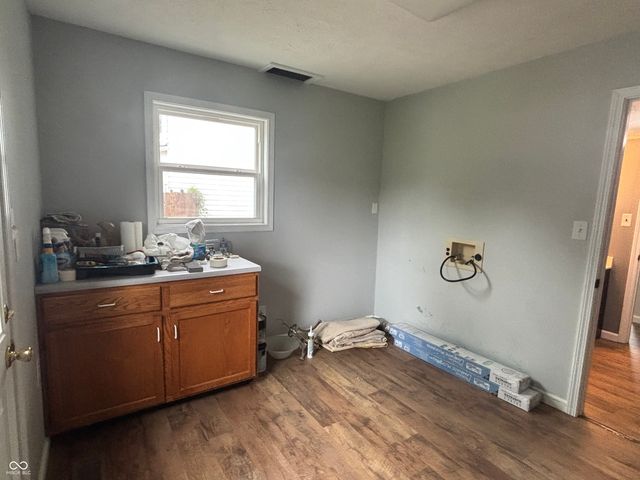 815 Alden, Fortville, IN 46040