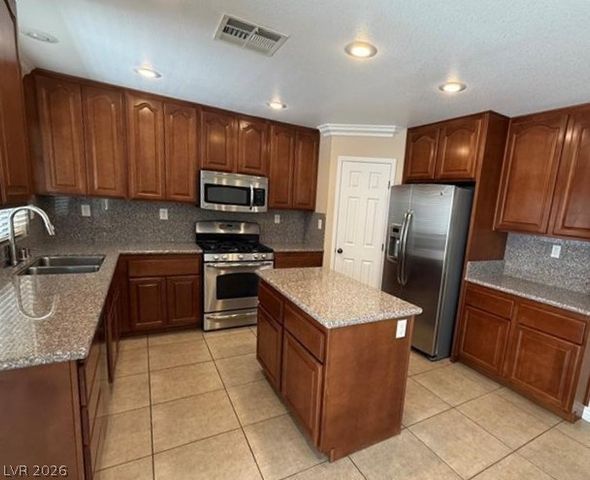 5565 Golden Palms Court, Las Vegas, NV 89148