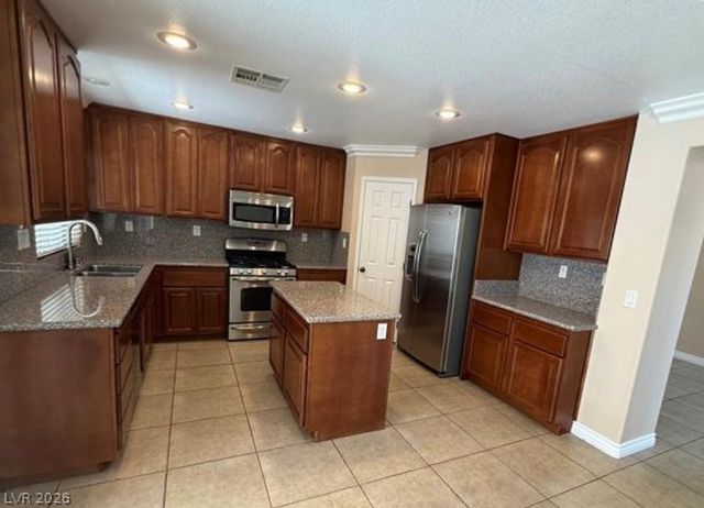 5565 Golden Palms Court, Las Vegas, NV 89148