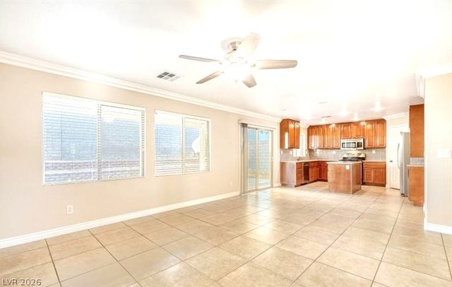 5565 Golden Palms Court, Las Vegas, NV 89148