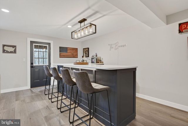 304 TREETOPS CT, Lancaster, PA 17601