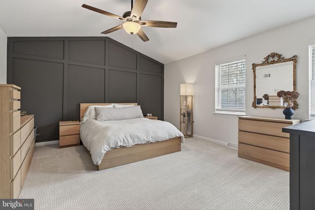 304 TREETOPS CT, Lancaster, PA 17601