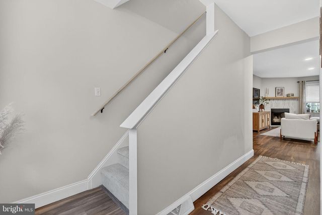 304 TREETOPS CT, Lancaster, PA 17601