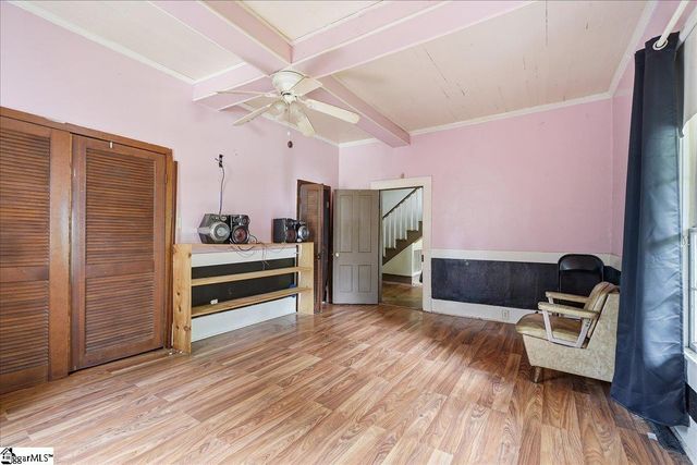 419 Academy Street, Laurens, SC 29360