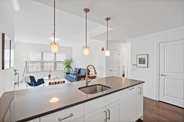 10 Byron Place 512, Larchmont, NY 10538
