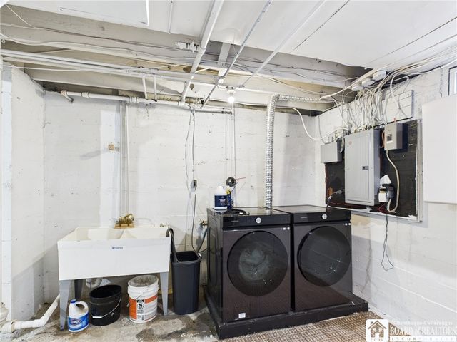 7 Stewart Avenue, Jamestown, NY 14701