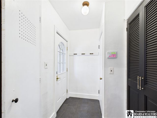 7 Stewart Avenue, Jamestown, NY 14701