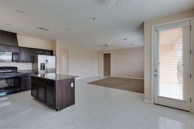 85 Avenza Drive, Henderson, NV 89011