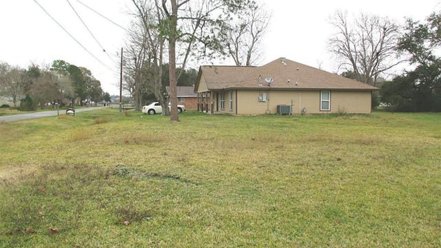 7017 Caldwell Road, Hitchcock, TX 77563
