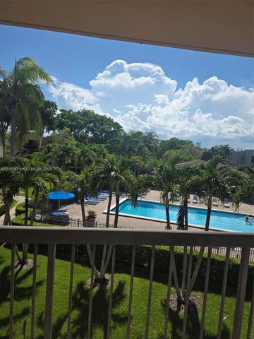 10985 SW 107th Street 312, Miami, FL 33176