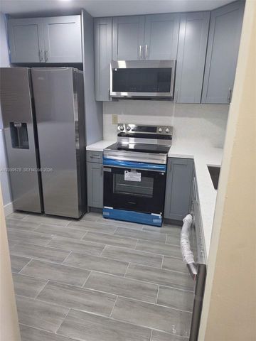 10985 SW 107th Street 312, Miami, FL 33176