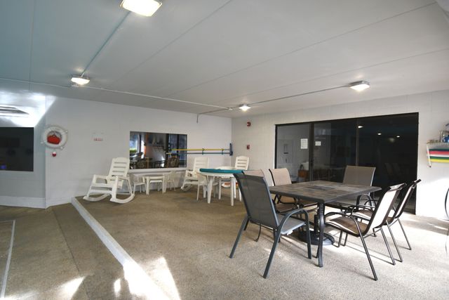 1S045 Spring Road H2, Oakbrook Terrace, IL 60181