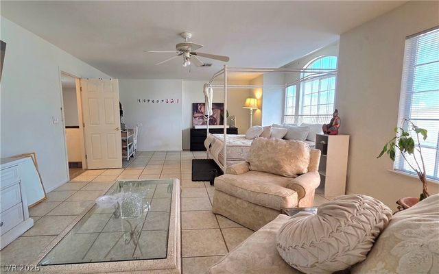 884 East Robindale Road, Las Vegas, NV 89123