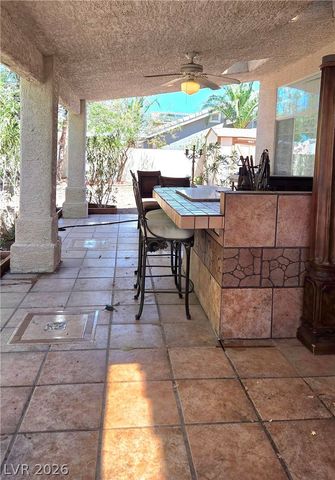 884 East Robindale Road, Las Vegas, NV 89123