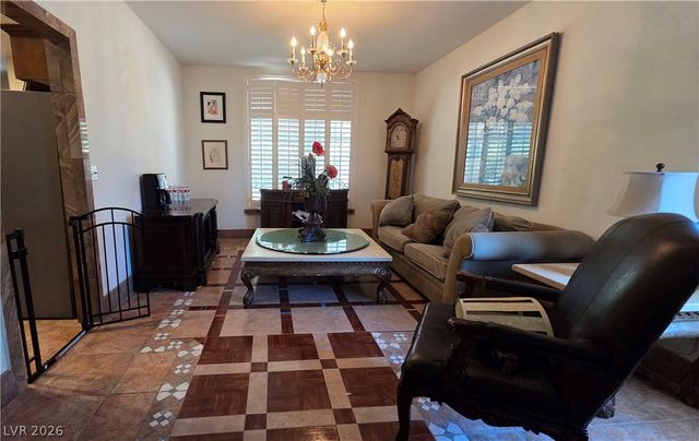 884 East Robindale Road, Las Vegas, NV 89123