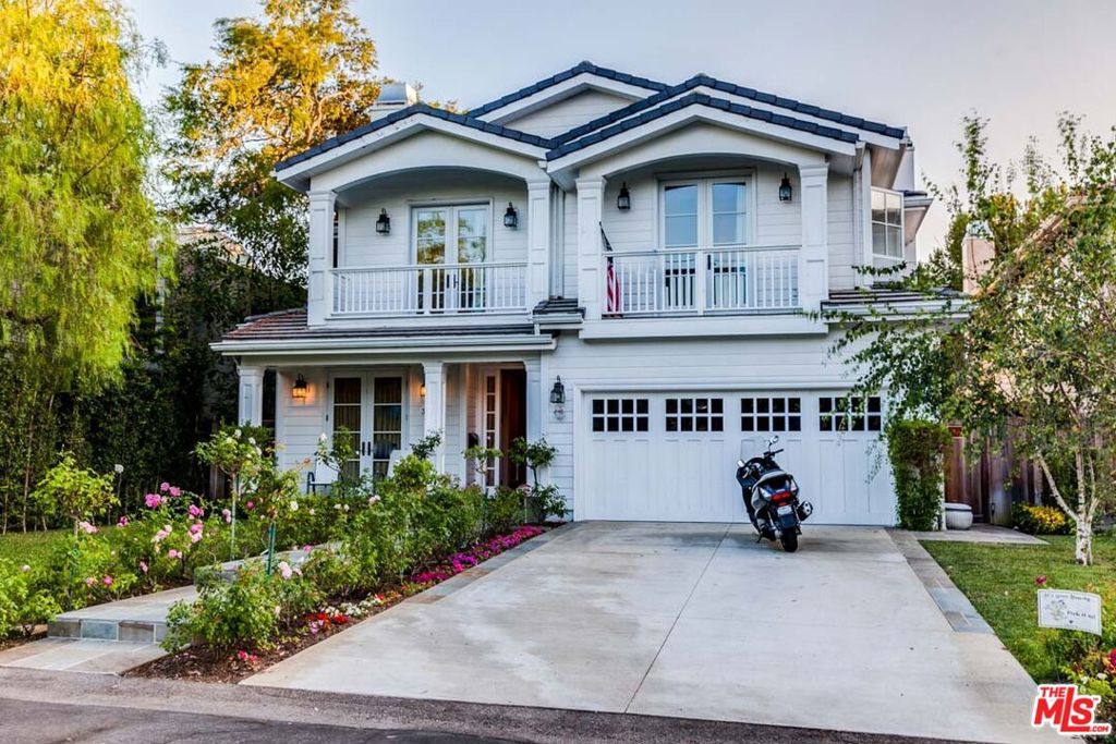 3217 Greenfield Avenue, Los Angeles, CA 90034