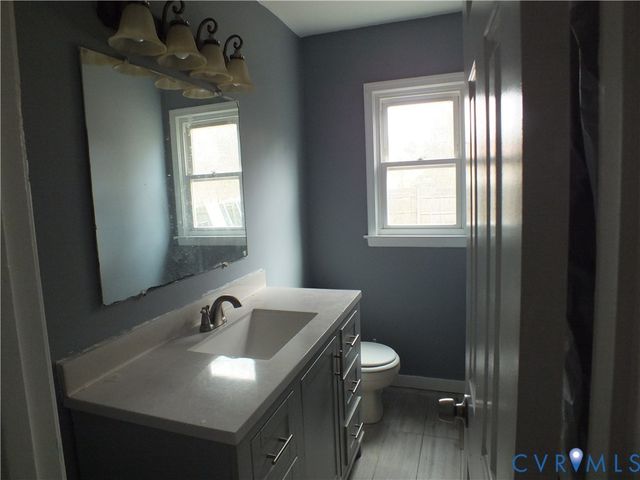 25610 Walkers Landing Ct, North Dinwiddie, VA 23803