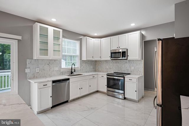 19 OAKWYNN CIR, Smyrna, DE 19977