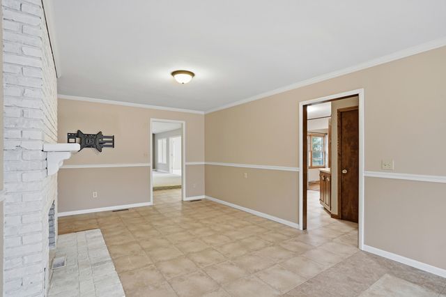 3208 LYNNWOOD DR, Columbia, MO 65203