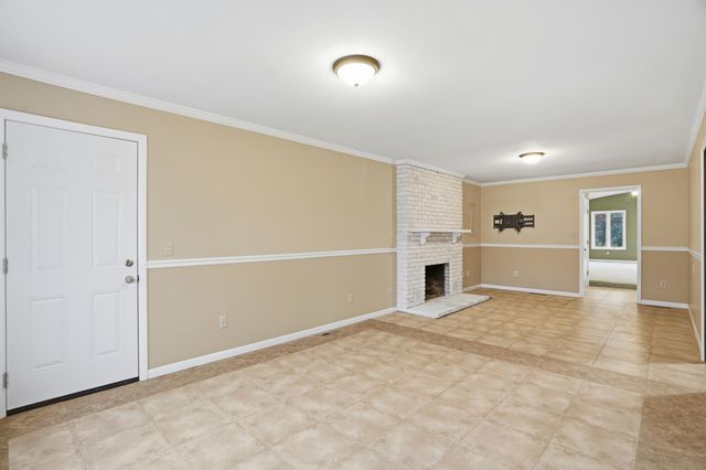 3208 LYNNWOOD DR, Columbia, MO 65203