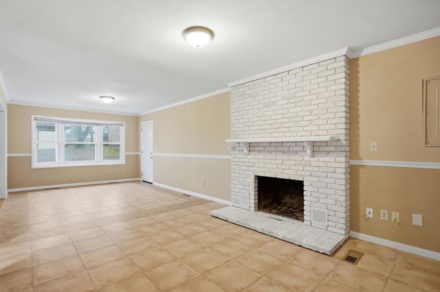 3208 LYNNWOOD DR, Columbia, MO 65203