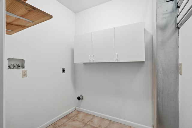 3208 LYNNWOOD DR, Columbia, MO 65203