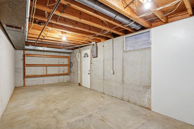 3208 LYNNWOOD DR, Columbia, MO 65203