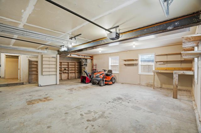 3208 LYNNWOOD DR, Columbia, MO 65203