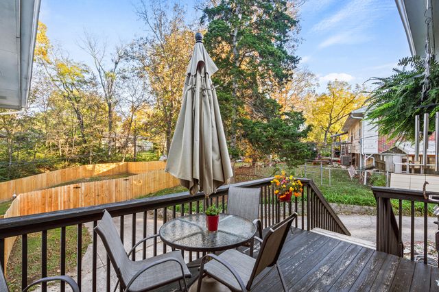 3208 LYNNWOOD DR, Columbia, MO 65203