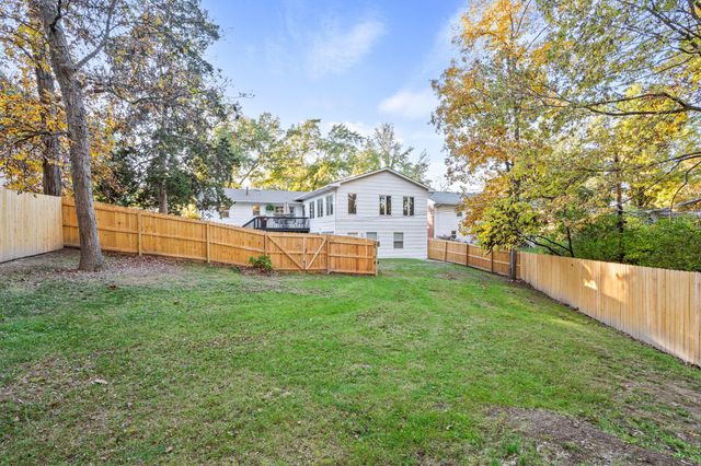 3208 LYNNWOOD DR, Columbia, MO 65203