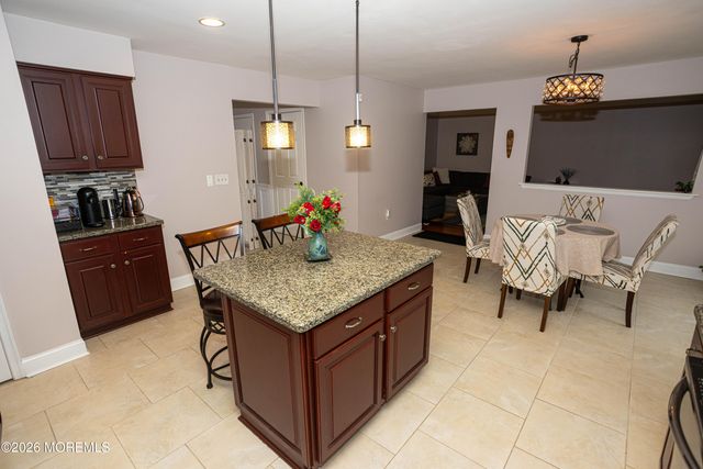 31 Scarlet Drive, Parlin, NJ 08859