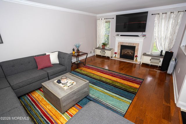 31 Scarlet Drive, Parlin, NJ 08859