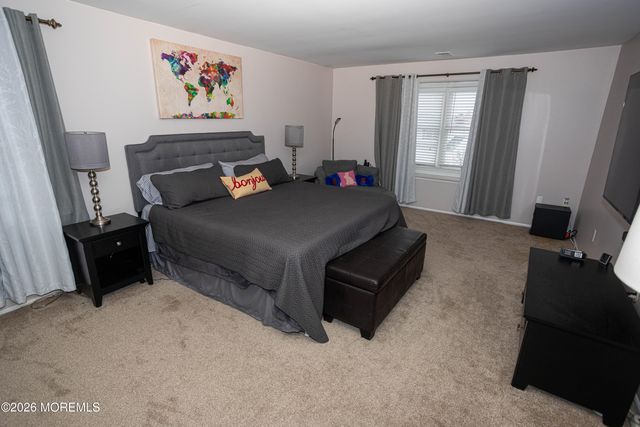 31 Scarlet Drive, Parlin, NJ 08859