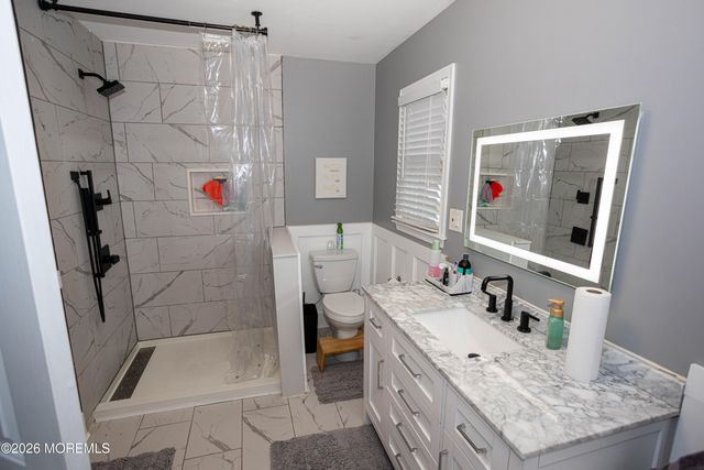 31 Scarlet Drive, Parlin, NJ 08859