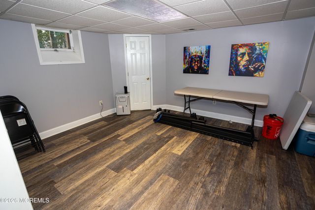 31 Scarlet Drive, Parlin, NJ 08859