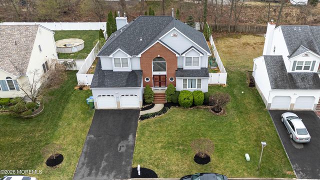 31 Scarlet Drive, Parlin, NJ 08859